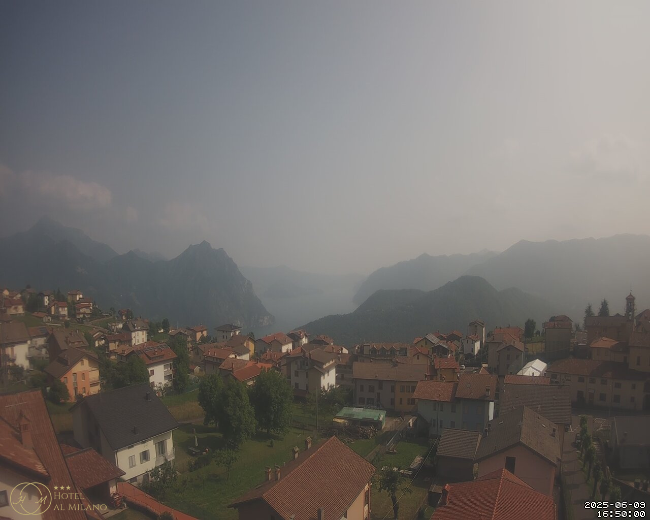 immagine della webcam nei dintorni di Cima Bianca: webcam Bossico