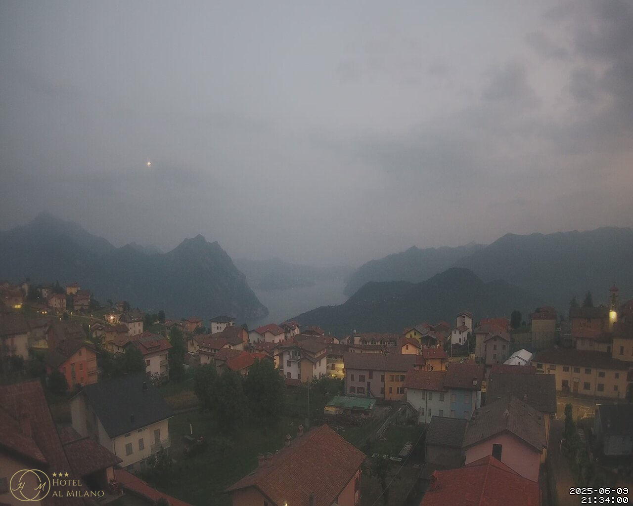 immagine della webcam nei dintorni di Gromo: webcam Bossico