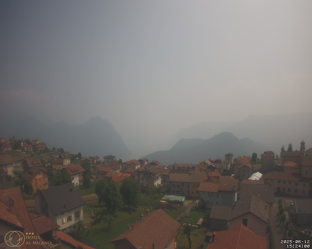 immagine della webcam nei dintorni di Monte Pora: webcam Bossico