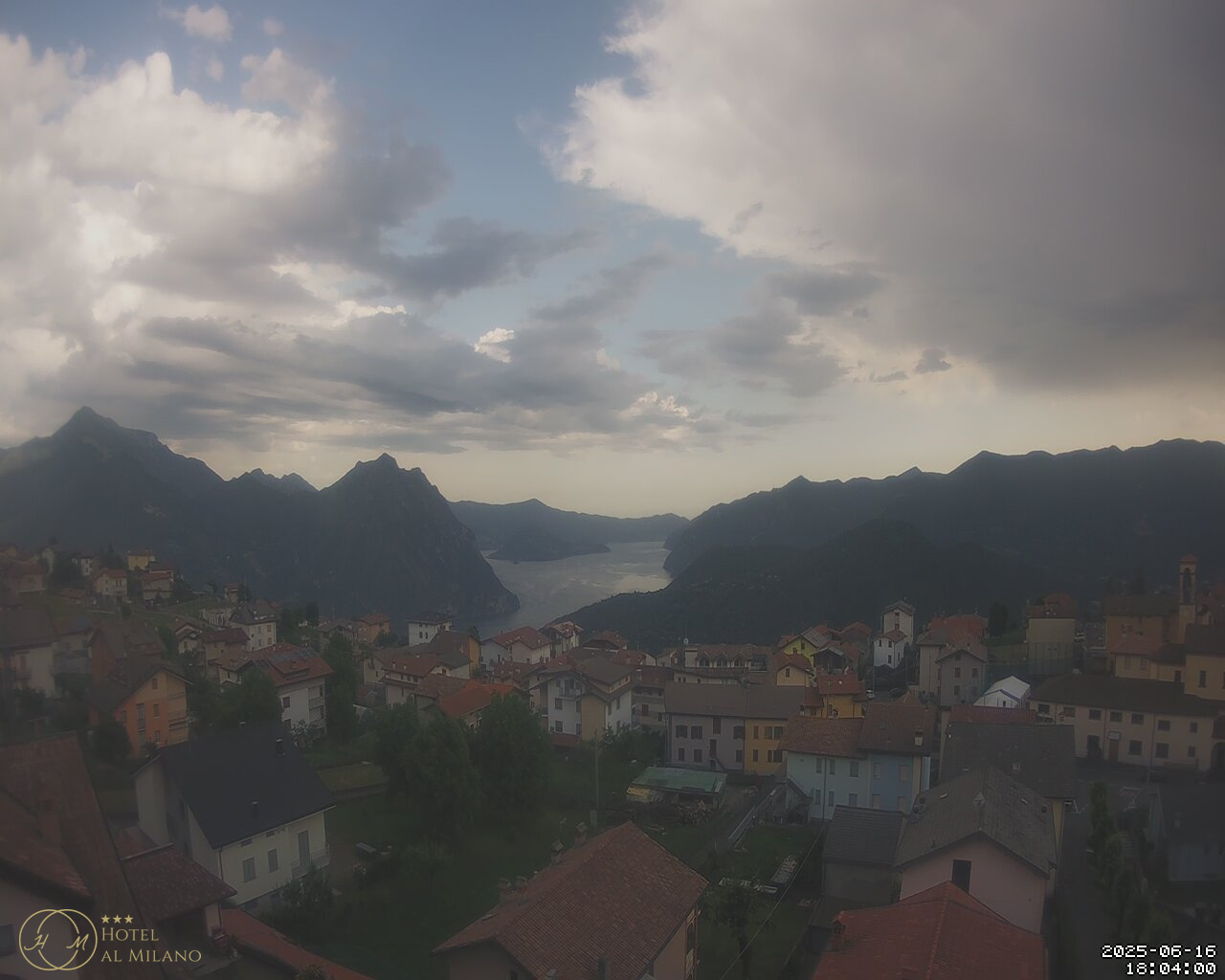 immagine della webcam nei dintorni di Ponte Nossa: webcam Bossico