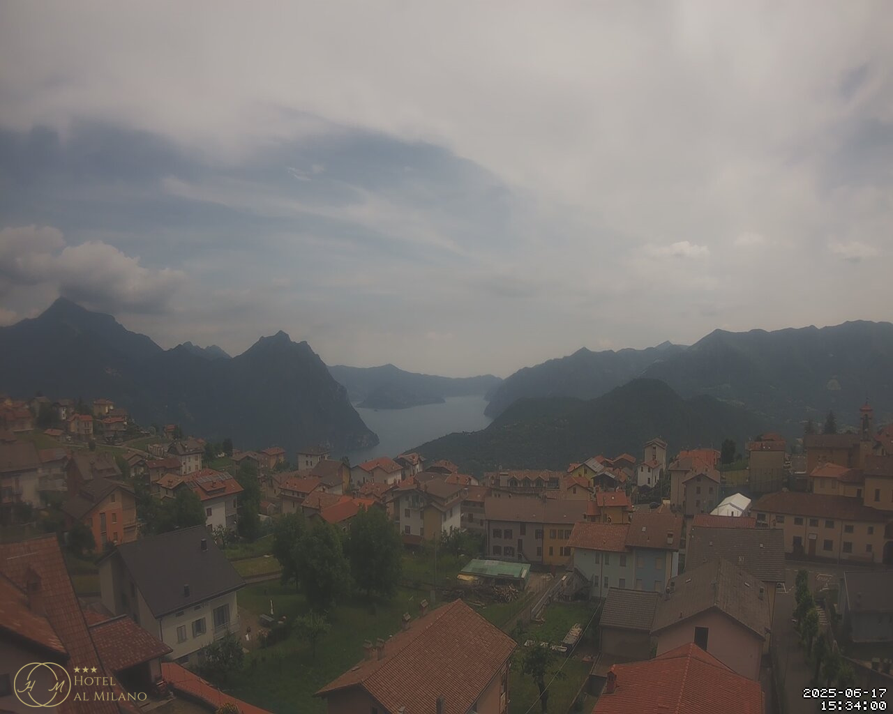 immagine della webcam nei dintorni di Cima Bianca: webcam Bossico