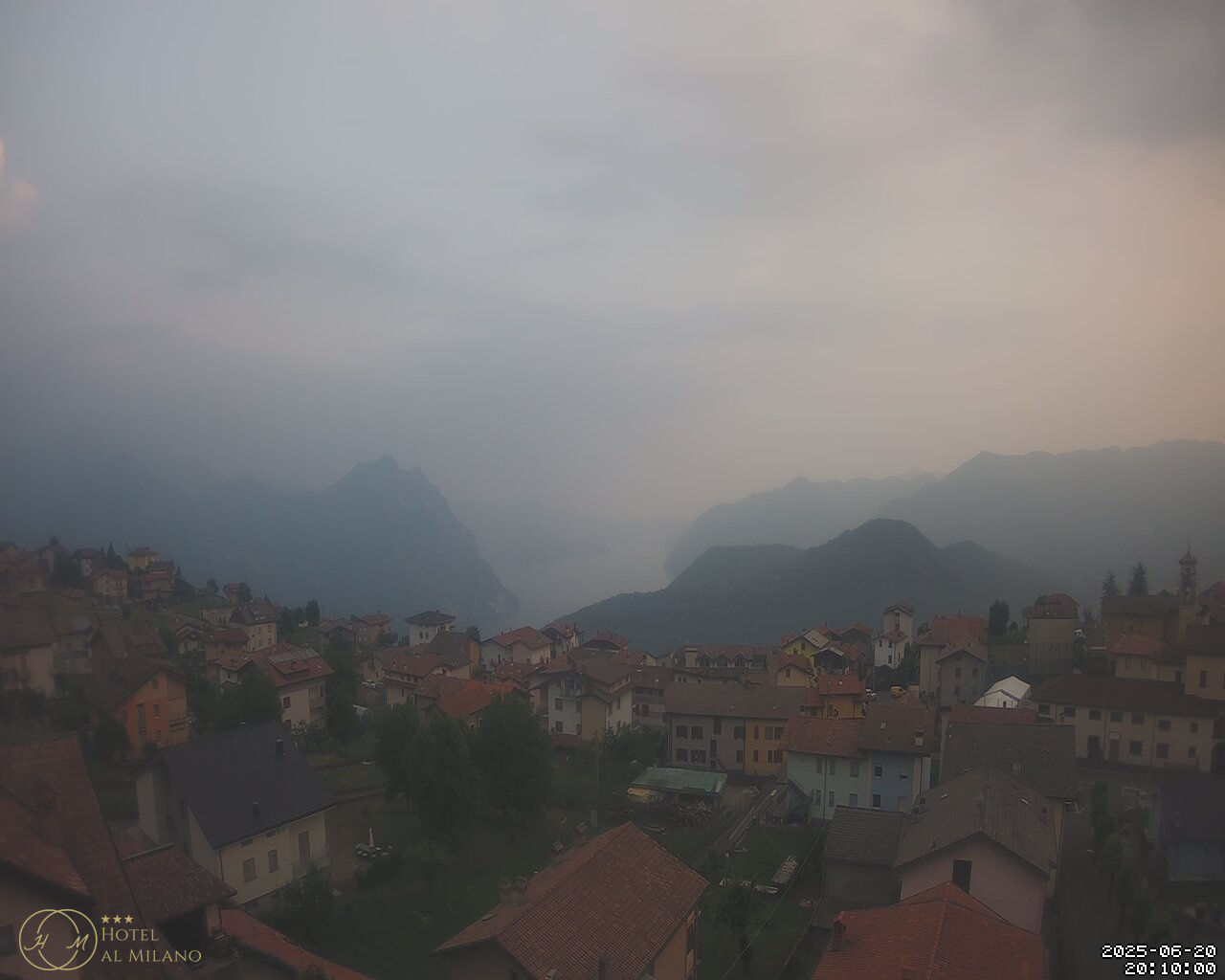 immagine della webcam nei dintorni di Monte Isola: webcam Bossico