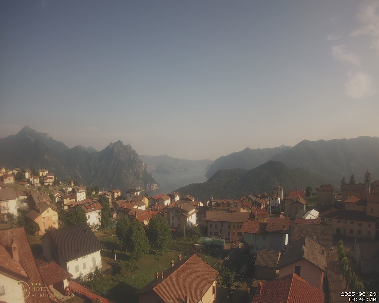 immagine della webcam nei dintorni di Endine Gaiano: webcam Bossico