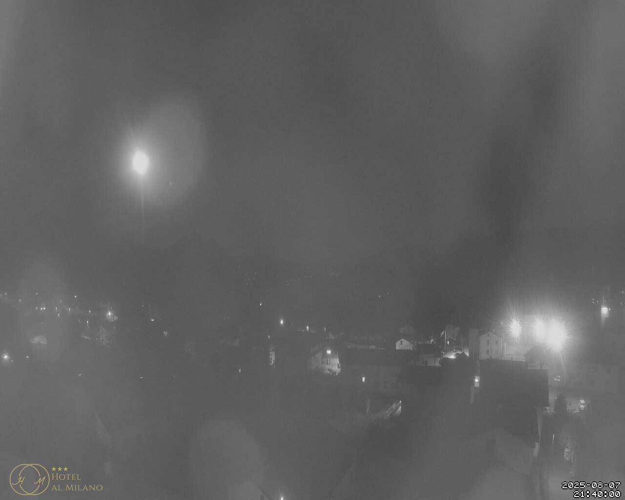 immagine della webcam nei dintorni di Endine Gaiano: webcam Bossico