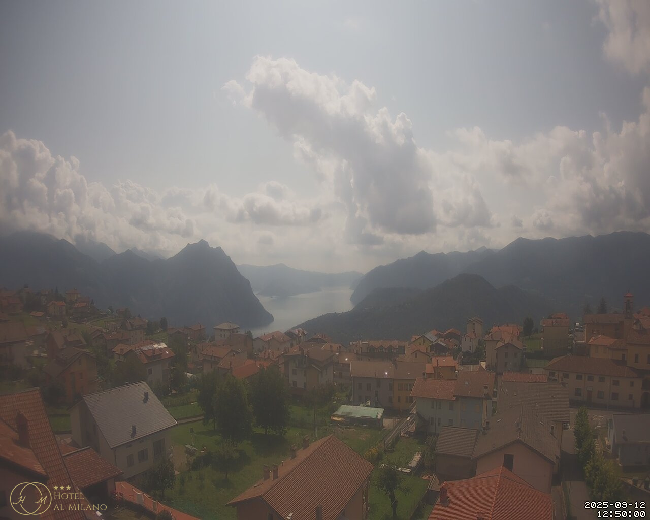 immagine della webcam nei dintorni di Ponte Nossa: webcam Bossico