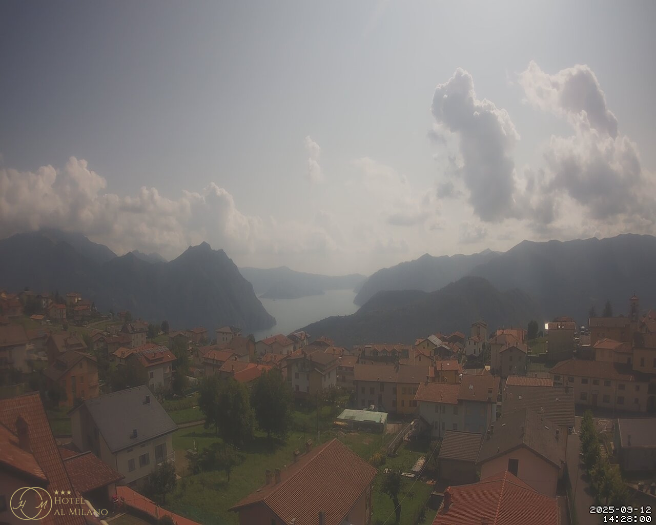 immagine della webcam nei dintorni di Piancogno: webcam Bossico