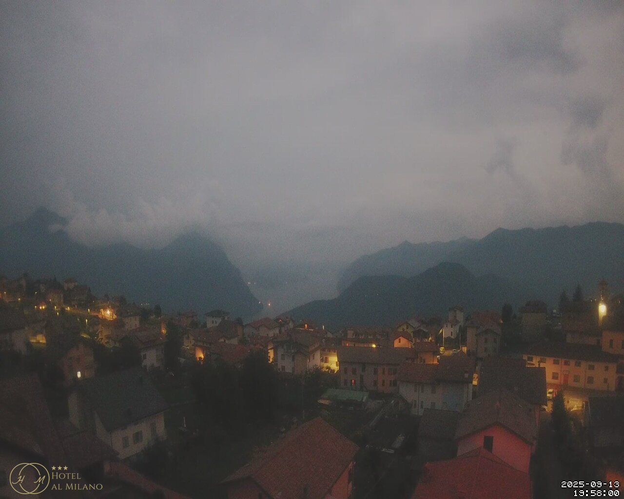 immagine della webcam nei dintorni di Colere: webcam Bossico