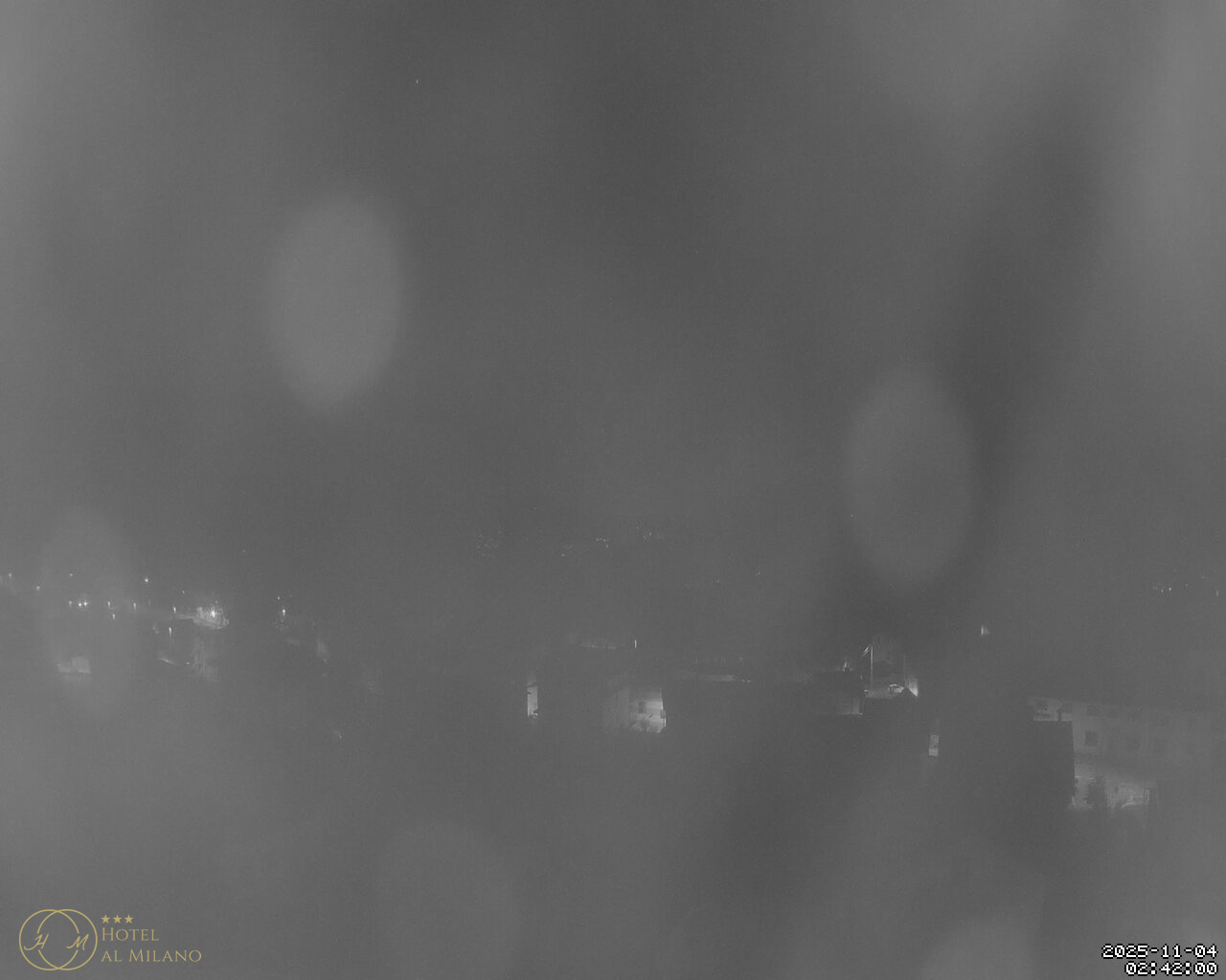 immagine della webcam nei dintorni di Sale Marasino: webcam Bossico