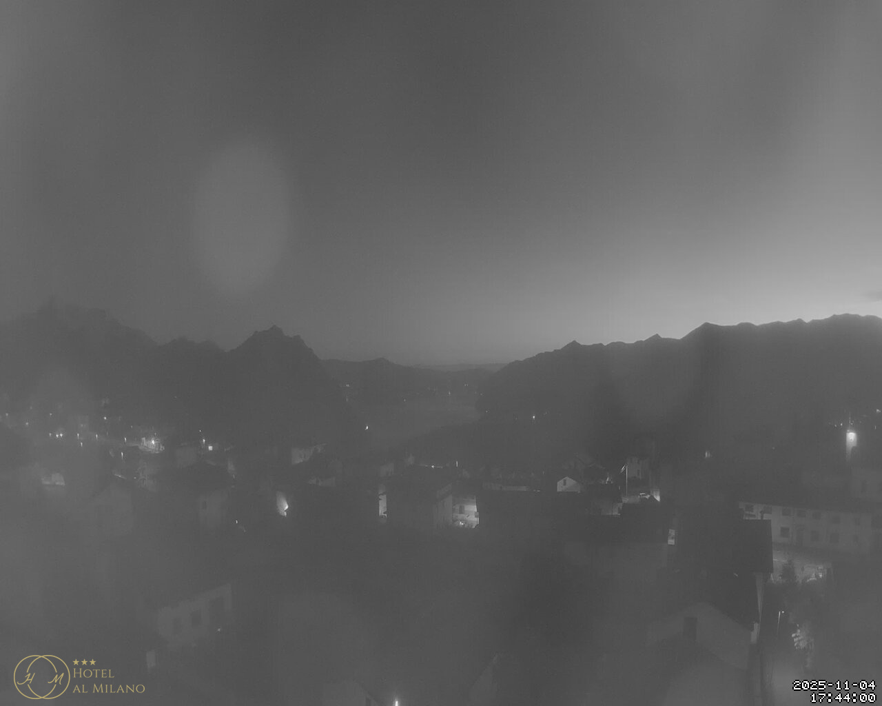 immagine della webcam nei dintorni di Costa Volpino: webcam Bossico