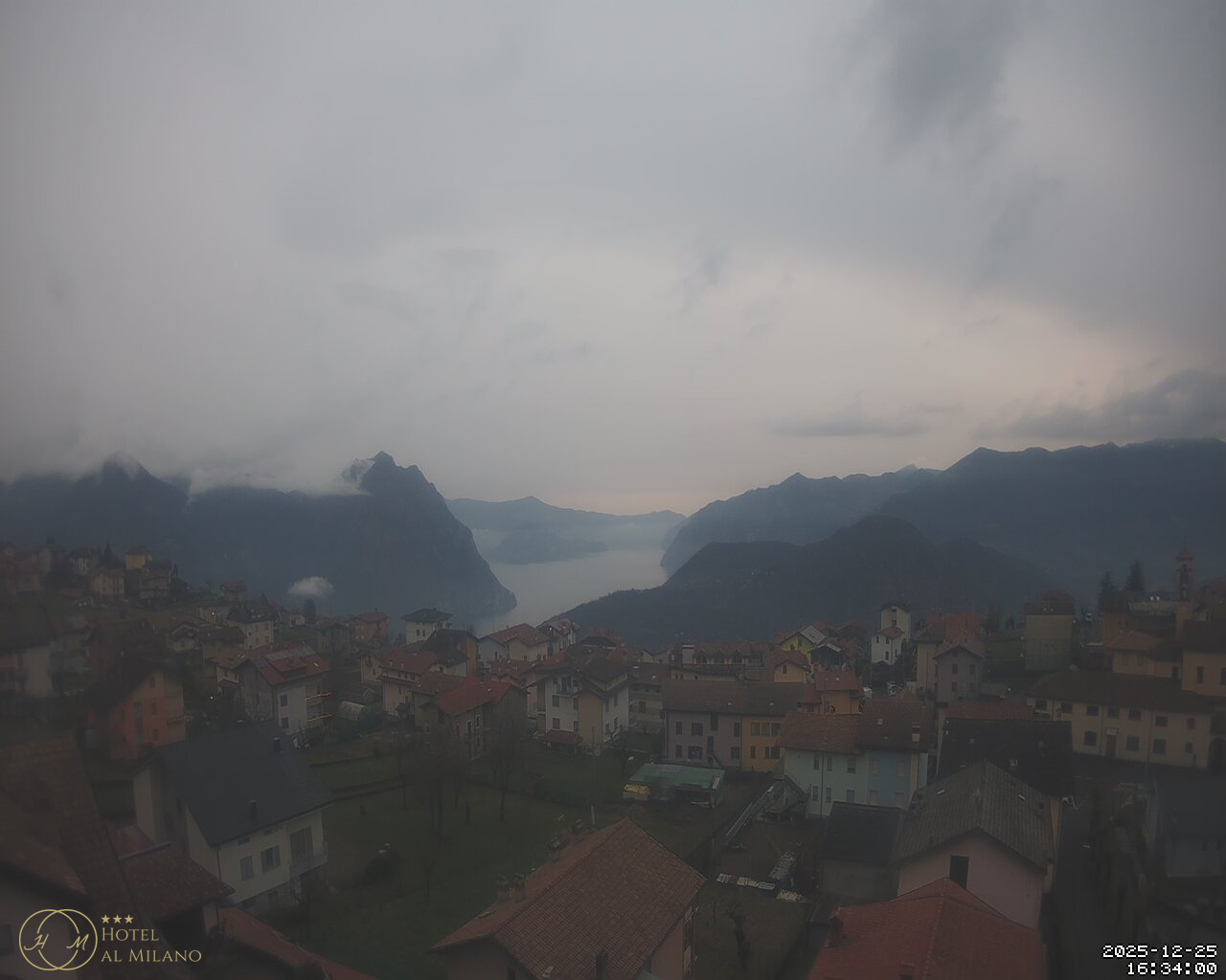 immagine della webcam nei dintorni di Zone: webcam Bossico