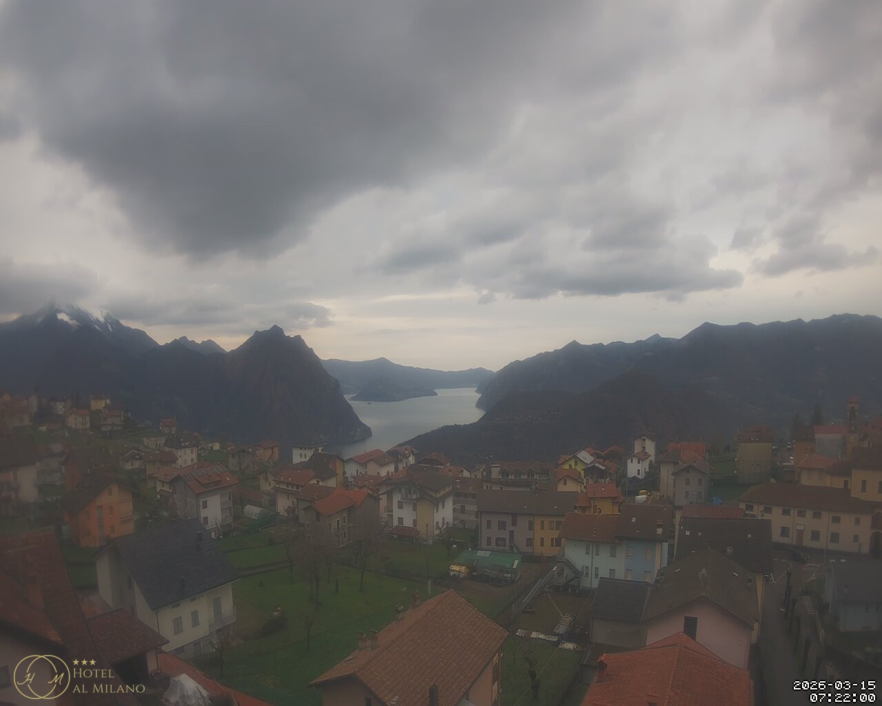 immagine della webcam nei dintorni di Lovere: webcam Bossico