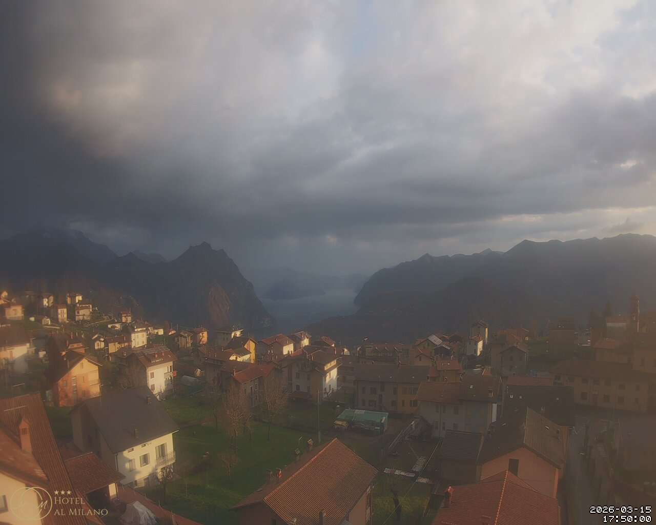 immagine della webcam nei dintorni di Fiorano al Serio: webcam Bossico