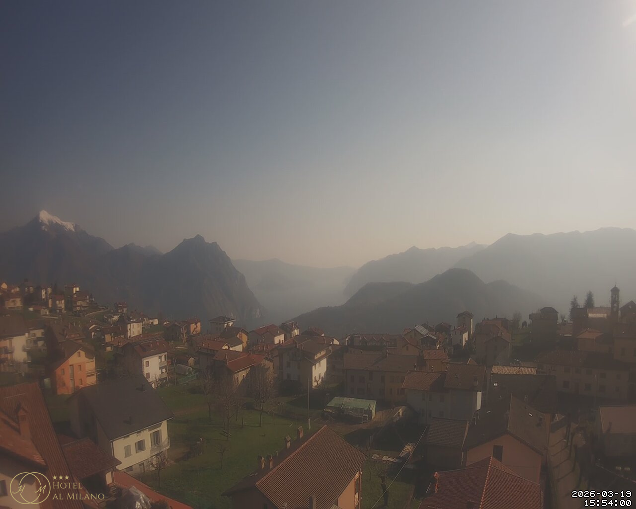 immagine della webcam nei dintorni di Lovere: webcam Bossico