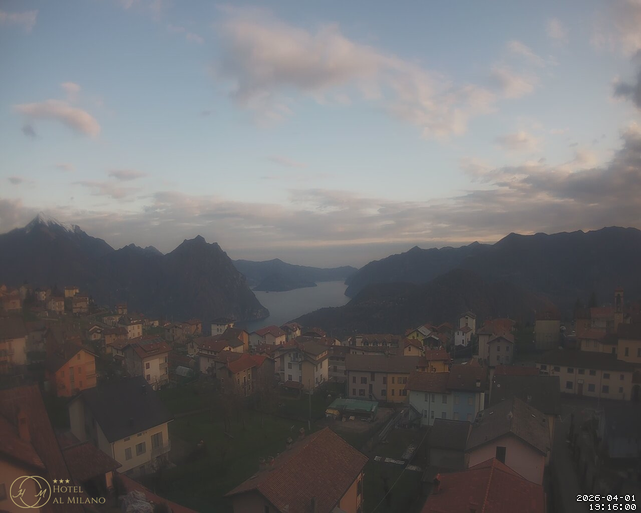 immagine della webcam nei dintorni di Riva di Solto: webcam Bossico