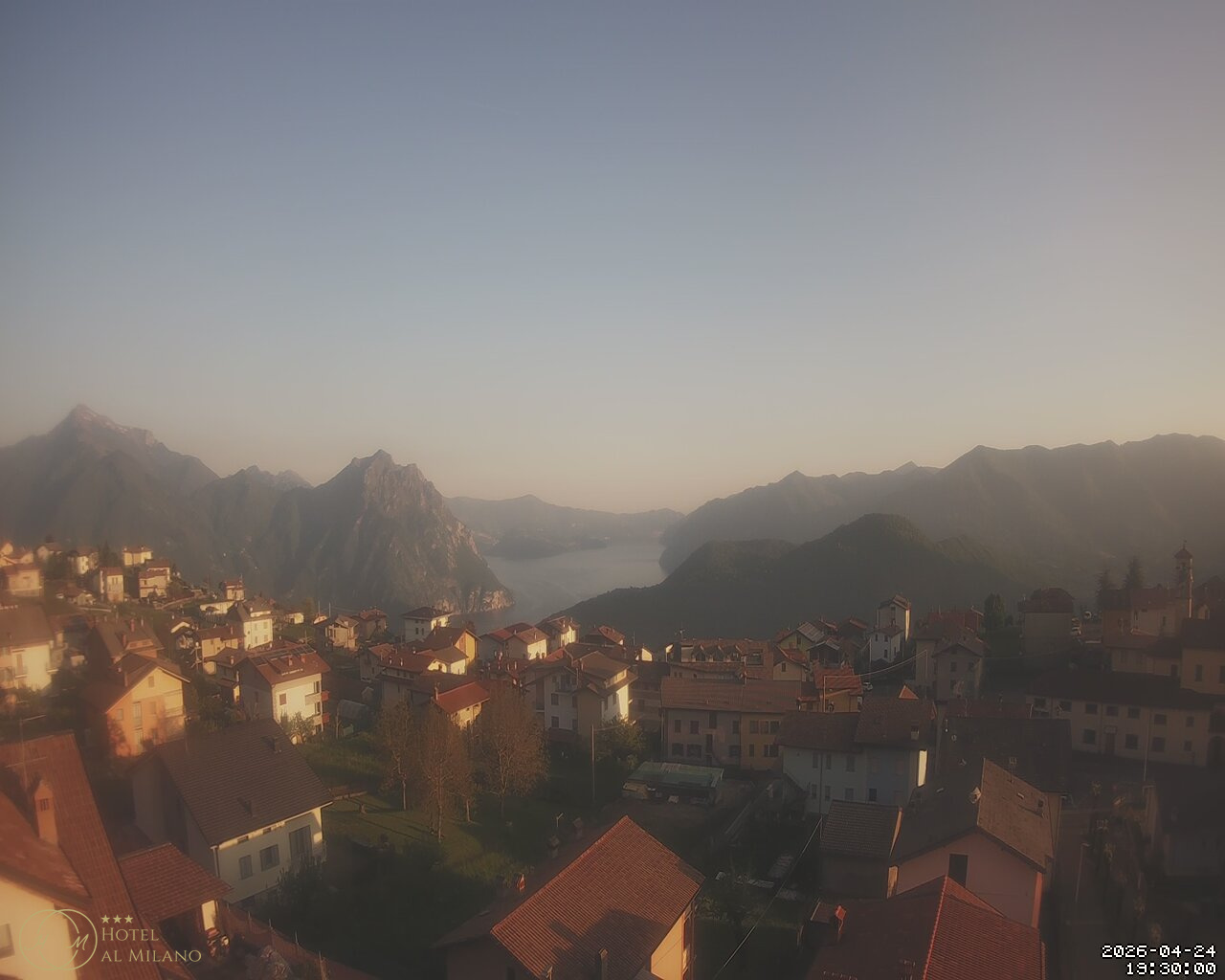 immagine della webcam nei dintorni di Gandino: webcam Bossico