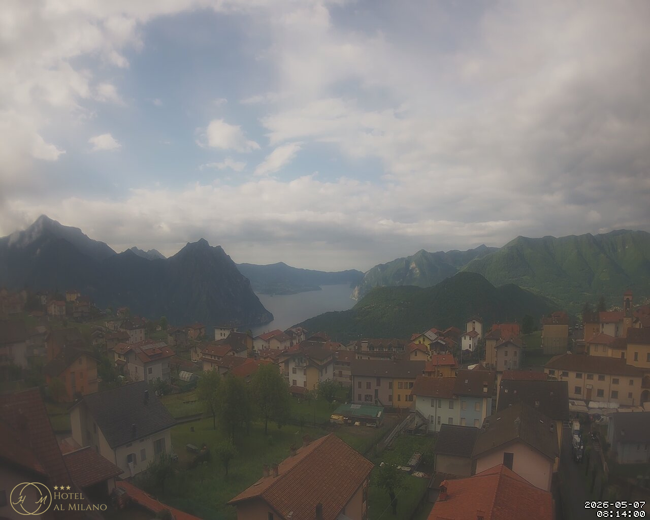 immagine della webcam nei dintorni di Lovere: webcam Bossico