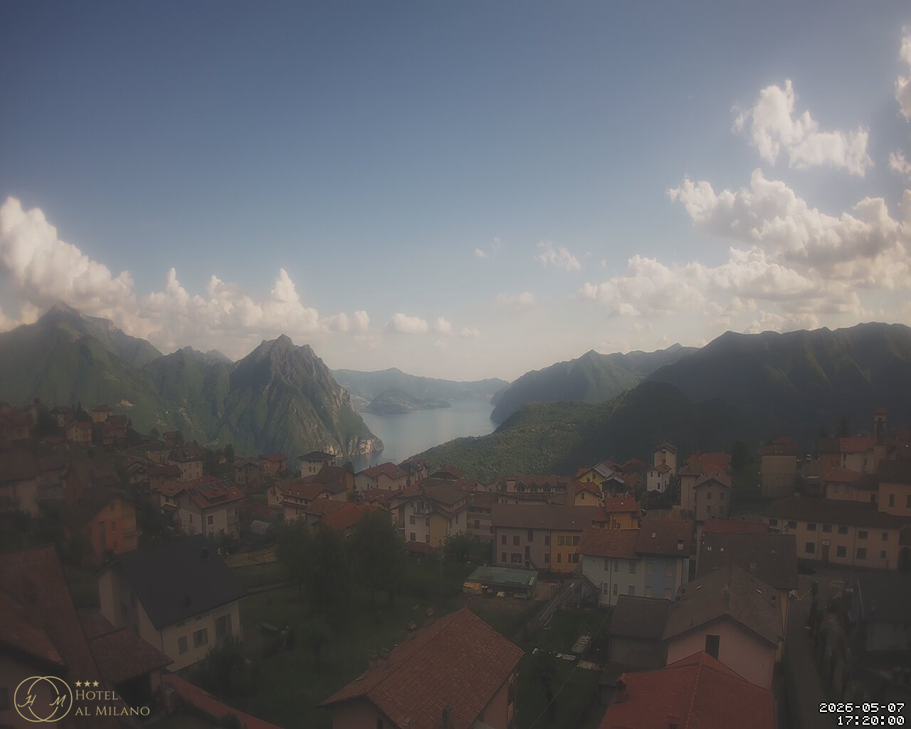 immagine della webcam nei dintorni di Colere: webcam Bossico